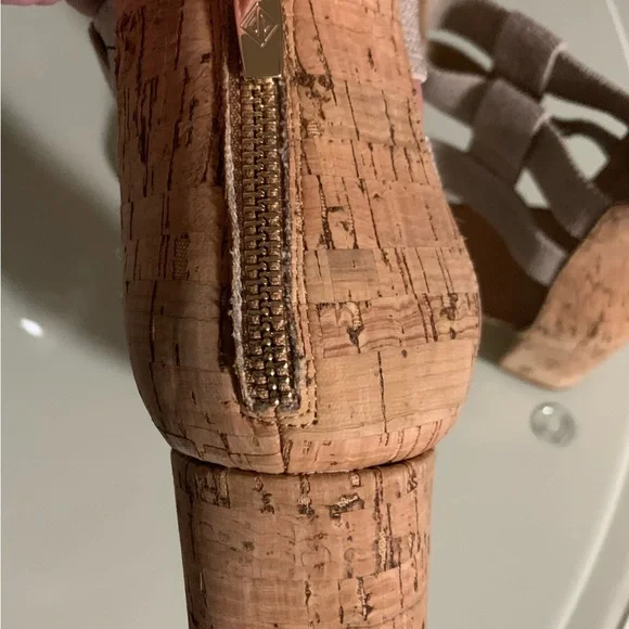 Donald J. Pliner Beige and Cork Sandals NWOT - Picture 6 of 9